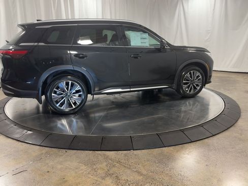 Certified 2026 INFINITI QX60 Luxe w/ Cargo Package image 2