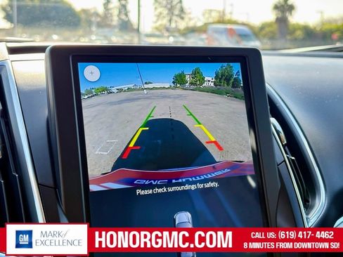 Used 2024 Ford Edge Titanium image 33