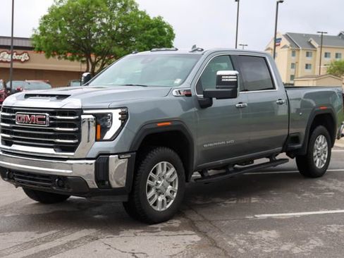 Used 2024 GMC Sierra 2500 SLT w/ SLT Convenience Package AWD/4WD image 6