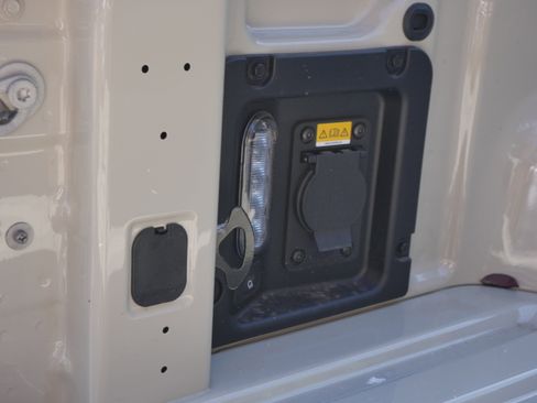 New 2025 Ford Maverick XLT w/ XLT Luxury Package image 20