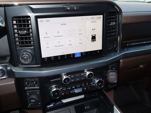 Used 2025 Ford F250 King Ranch w/ FX4 Off-Road Package AWD/4WD image 7