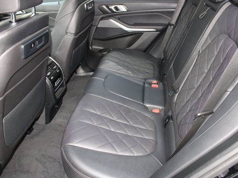 Used 2023 BMW X5 xDrive40i image 14