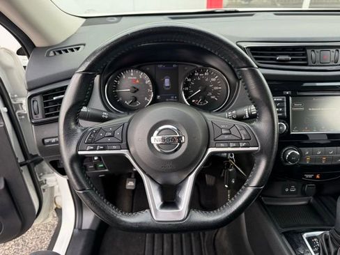 Used 2020 Nissan Rogue S w/ Special Edition Package image 17