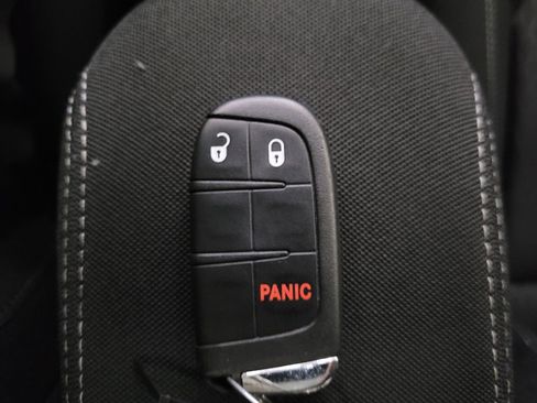 Used 2021 Jeep Renegade Latitude w/ Sun & Sound Group AWD/4WD image 32
