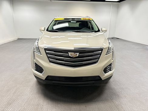 Used 2017 Cadillac XT5 Luxury image 9