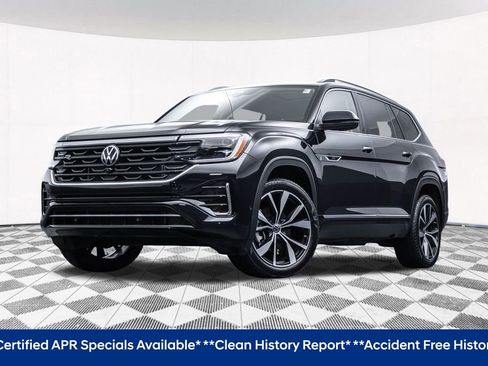 Certified 2025 Volkswagen Atlas SEL Premium R-Line image 2