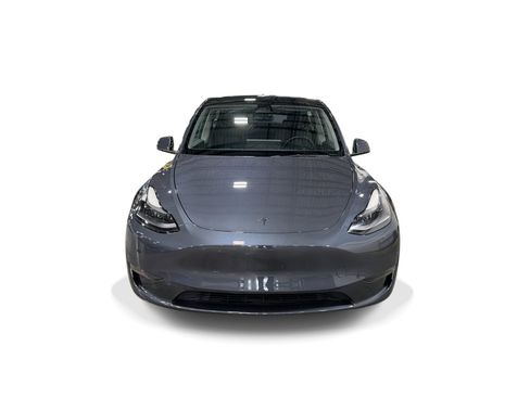 Certified 2023 Tesla Model Y Long Range AWD/4WD image 2