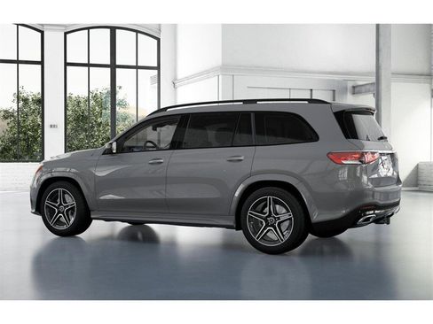 New 2026 Mercedes-Benz GLS 450 4MATIC image 30