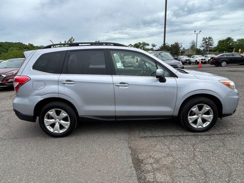 Used 2014 Subaru Forester 2.5i Limited AWD/4WD image 4