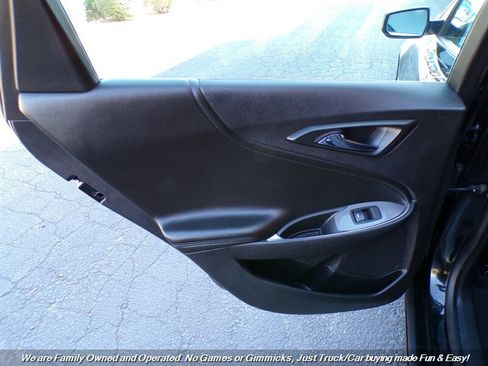 Used 2019 Chevrolet Malibu LT w/ Leather Package image 18