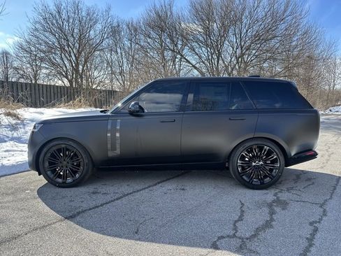 Used 2026 Land Rover Range Rover SE image 10