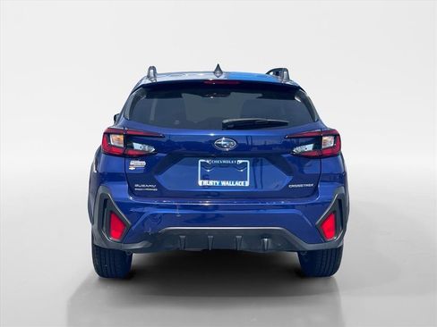 Used 2025 Subaru Crosstrek 2.0i Premium AWD/4WD image 4