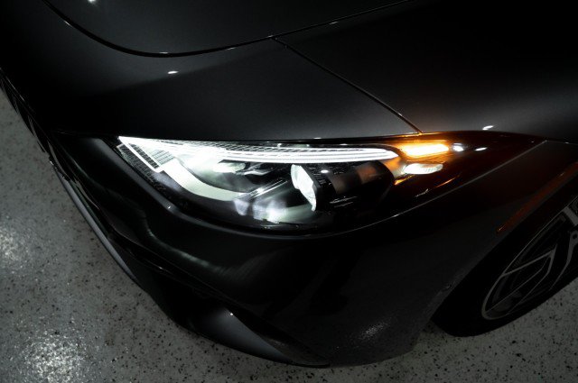 New 2026 Mercedes-Benz SL 63 AMG 4MATIC image 9