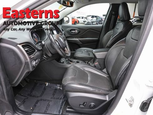 Used 2020 Jeep Cherokee Limited AWD/4WD image 14