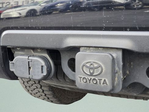 Used 2022 Toyota Sequoia Limited image 26