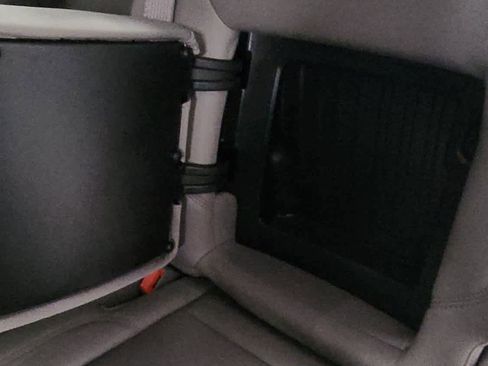 Used 2024 GMC Sierra 1500 SLT w/ X31 Off-Road Package image 30