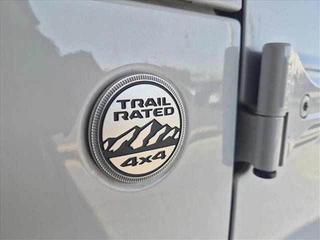 Used 2020 Jeep Wrangler Unlimited Sport S AWD/4WD image 24