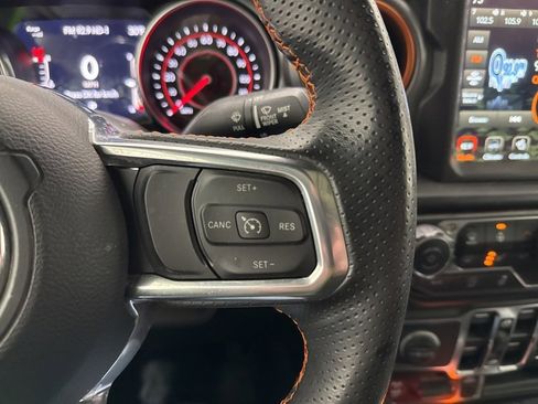 Used 2021 Jeep Gladiator Mojave image 24