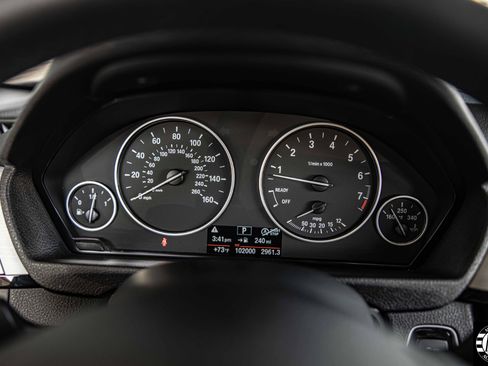 Used 2017 BMW 320i xDrive Sedan image 23