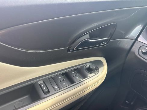 Used 2018 Buick Encore Preferred FWD image 9