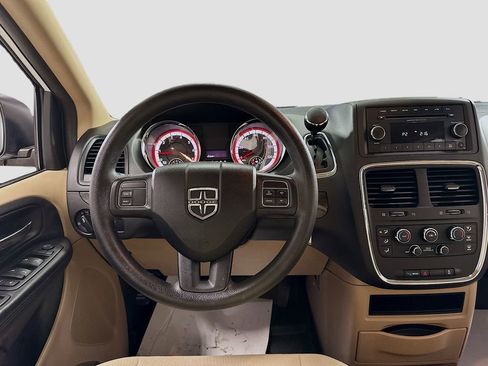 Used 2014 Dodge Grand Caravan SE w/ Quick Order Package 29E SE FWD image 20
