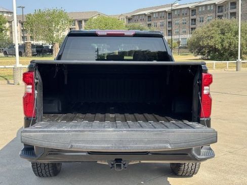 Used 2023 Chevrolet Silverado 1500 Custom AWD/4WD image 28