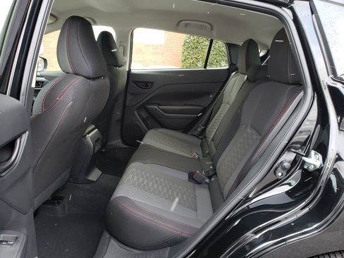 Used 2025 Subaru Impreza 2.0i Sport image 10