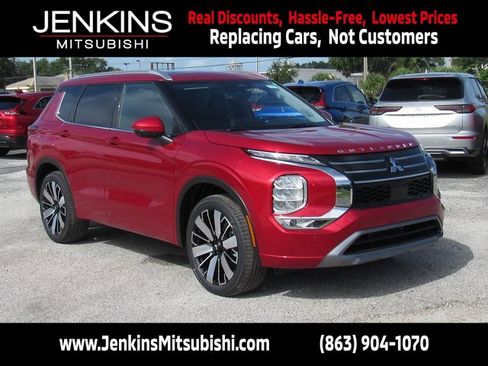 New 2025 Mitsubishi Outlander SEL image 1