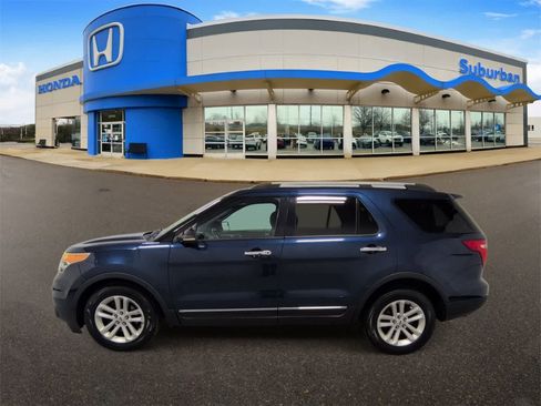 Used 2012 Ford Explorer XLT image 5