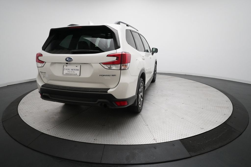 Used 2020 Subaru Forester Premium AWD/4WD image 13