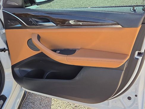 Used 2023 BMW X4 M40i w/ Shadowloine Package image 14