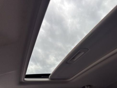 Used 2020 Ford EcoSport SE w/ SE Convenience Package image 23