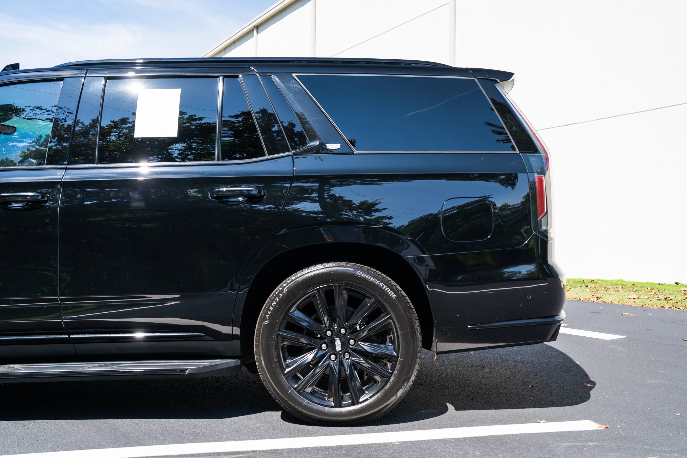 Used 2022 Cadillac Escalade Sport Platinum AWD/4WD image 5