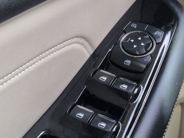 Certified 2019 Ford Edge Titanium FWD image 22