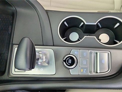 Used 2025 Genesis G70 2.5T w/ Sport Prestige Package image 48