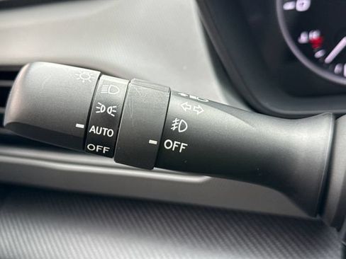 Used 2024 Subaru Crosstrek 2.5i Limited AWD/4WD image 20
