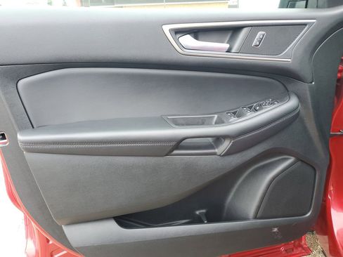 Used 2023 Ford Edge SEL w/ Convenience Package image 13