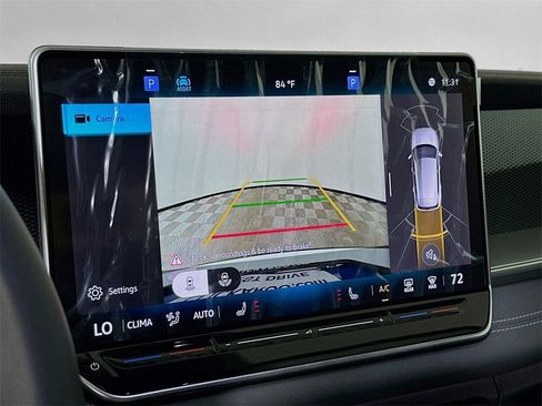 Used 2025 Volkswagen Tiguan SE image 22