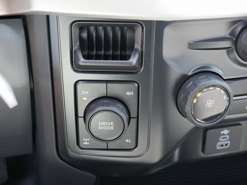 New 2025 Ford F250 XL w/ XL Chrome Package image 17