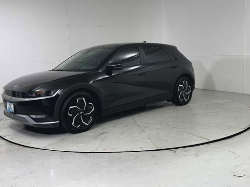 Used 2024 Hyundai Ioniq 5 SE image 6