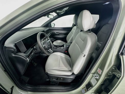 Used 2025 Hyundai Santa Cruz SEL FWD image 13