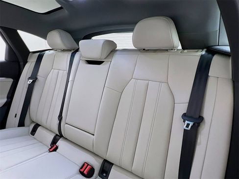 New 2025 Audi A6 e-tron Premium RWD image 18