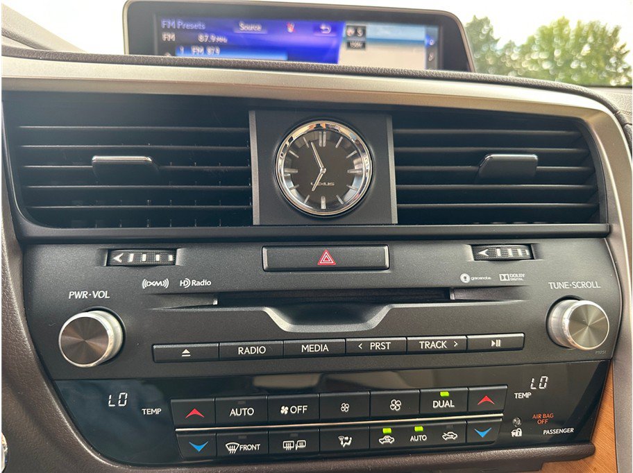 Used 2019 Lexus RX 450h AWD w/ Navigation Package image 31