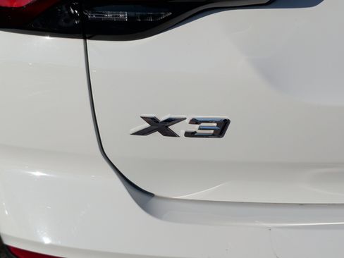 Certified 2024 BMW X3 xDrive30i w/ Convenience Package image 10
