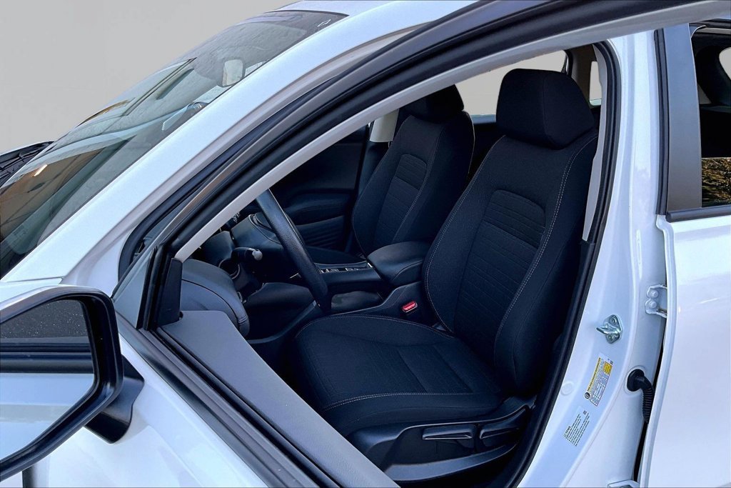 Used 2025 Honda HR-V LX image 17
