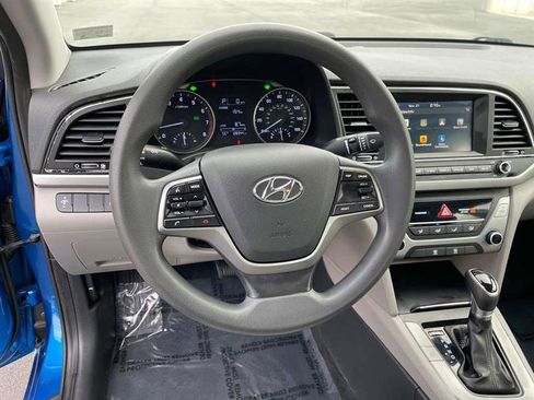 Used 2017 Hyundai Elantra SE image 65