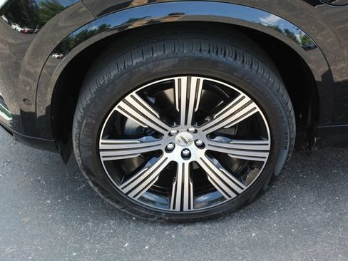 Used 2024 Volvo XC90 T8 Ultimate w/ Protection Package Premier AWD/4WD image 11