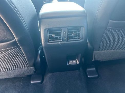 Used 2024 Toyota 4Runner TRD Off-Road Premium AWD/4WD image 19