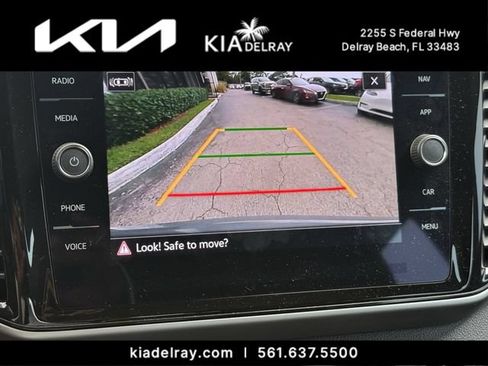 Used 2023 Volkswagen Atlas Cross Sport SEL R-Line AWD/4WD image 22