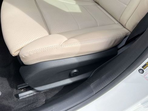 Used 2017 Mercedes-Benz C 300 Sedan image 14